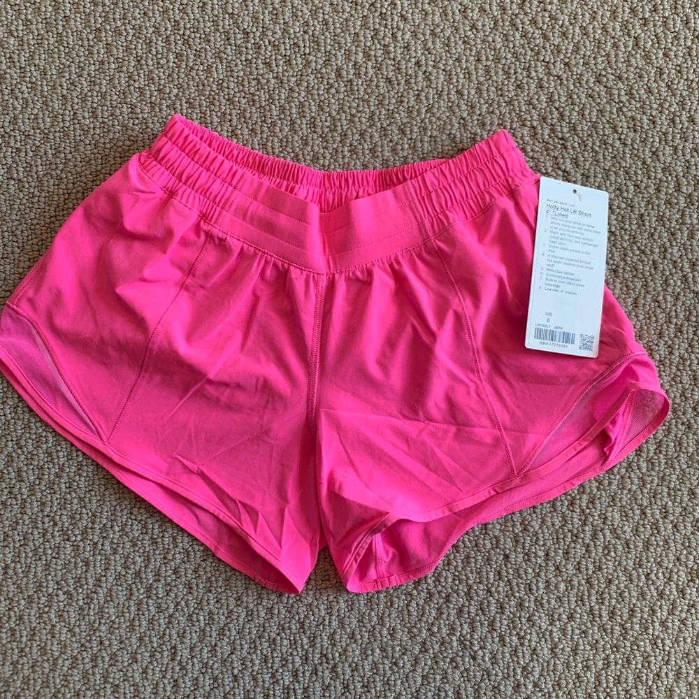 Lululemon Hotty Hot LR 4”